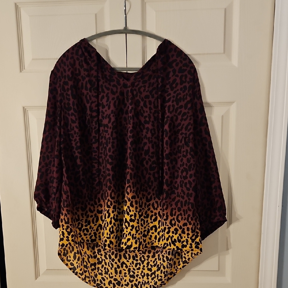 Torrid Red and Tan 3/4 Sleeve Boxy Blouse Cheetah Print